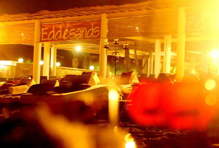 Romantic Dinner at Edde Sands